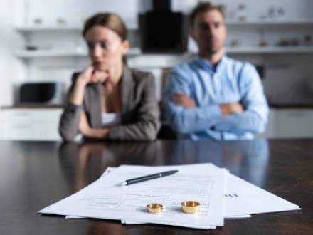 DeKalb, IL divorce lawyer